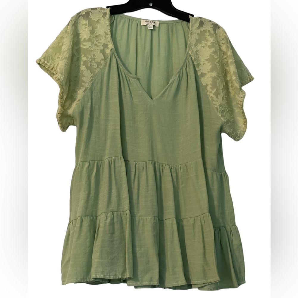 Beautiful Women’s Green Boho Peasant Umgee Top